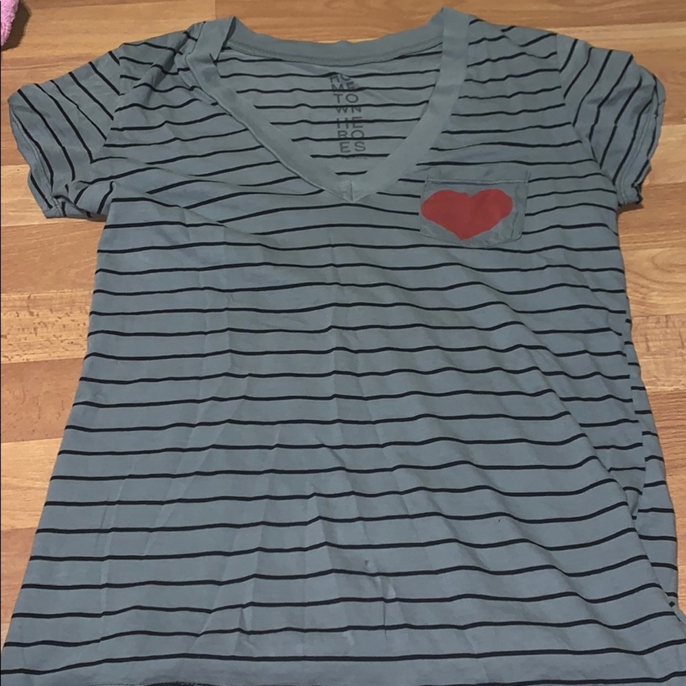 V-Neck T-shirt